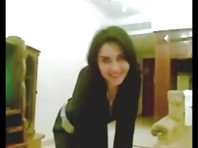 Vídeo Inocent Girlfriend First assistir vídeo de pornô de desenho Time Sex On Camera (Ninita)
