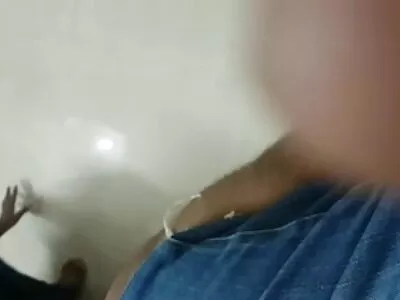 Vídeo de Skinny video de sexo de desenho 18yo Schoolgirl (Little Caprice)